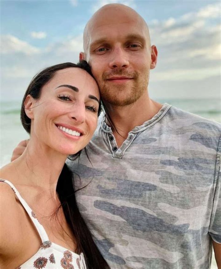 Adrienne Shelly Biography, Age, Height, Husband, Net Worth, Family