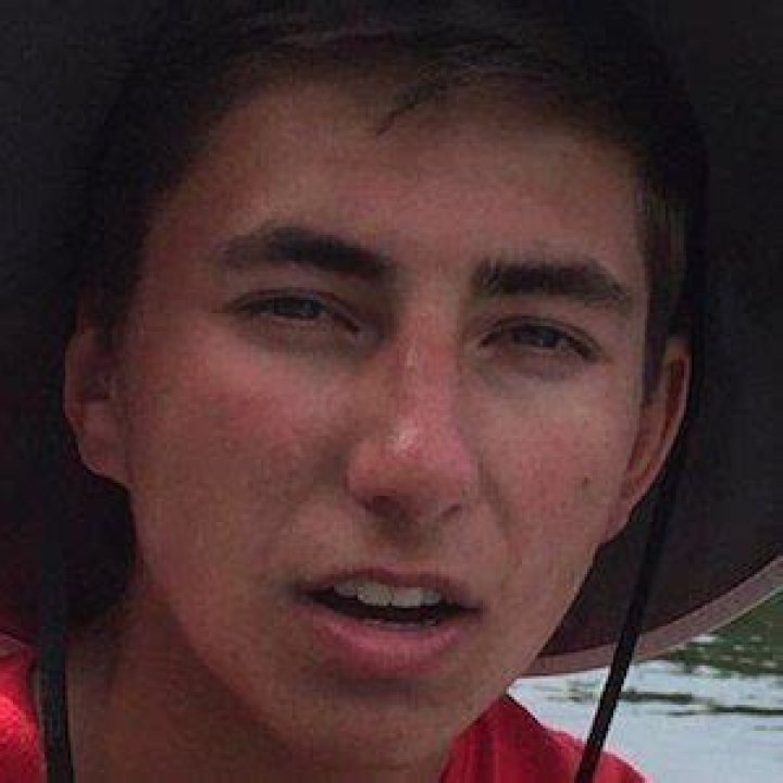 Alex Peric (YouTube Star) - Age, Birthday, Bio, Facts, Family, Net Worth, Height & More