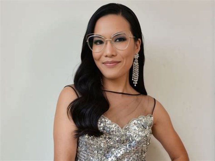 Ali Wong Biography, Age, Height, Husband, Net Worth, Family