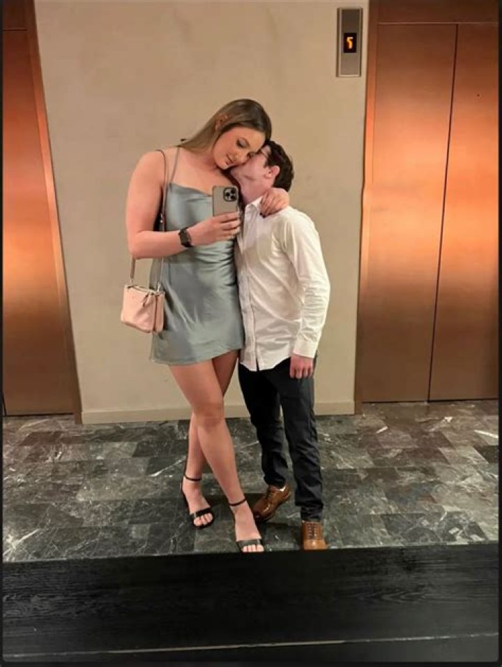 Alicia Allen TikTok Instagram: Age, Height, How old tall Boyfriend?