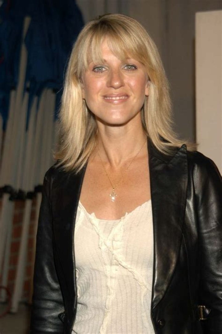 Andrea Bendewald (TV Actress) - Age, Birthday, Bio, Facts, Family, Net Worth, Height & More