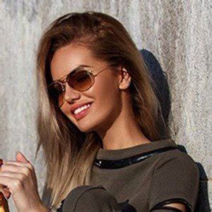 Anella Miller (Instagram Star) - Age, Birthday, Bio, Facts, Family, Net Worth, Height & More