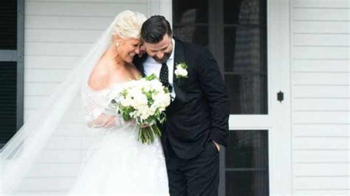 Anne Burrell’s Husband: Previously Gay, the Chef Is Now Married to Stuart Claxton; His Age & Job With Wedding Pictures!