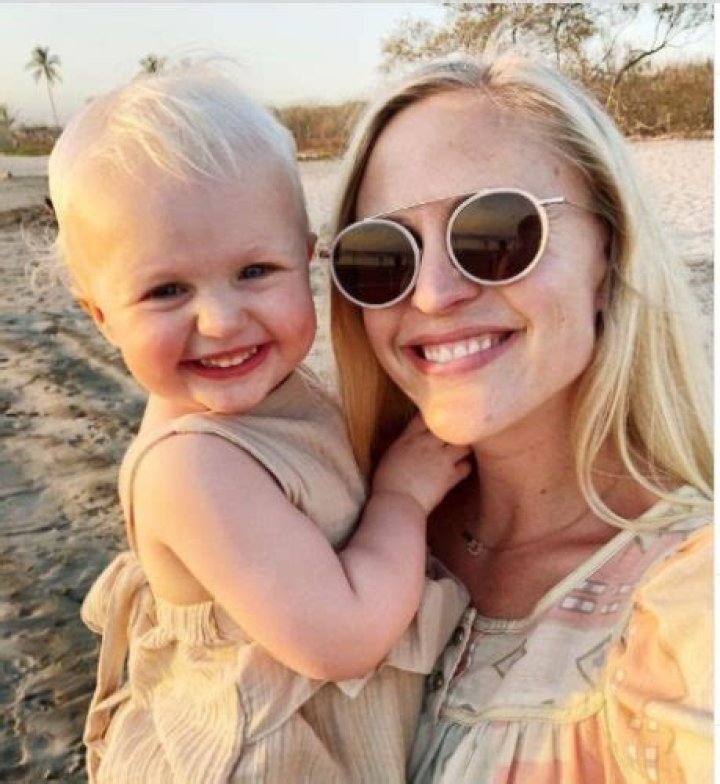 Annie McElwain – Net Worth, Age, Wikipedia, Biography, Height, Family