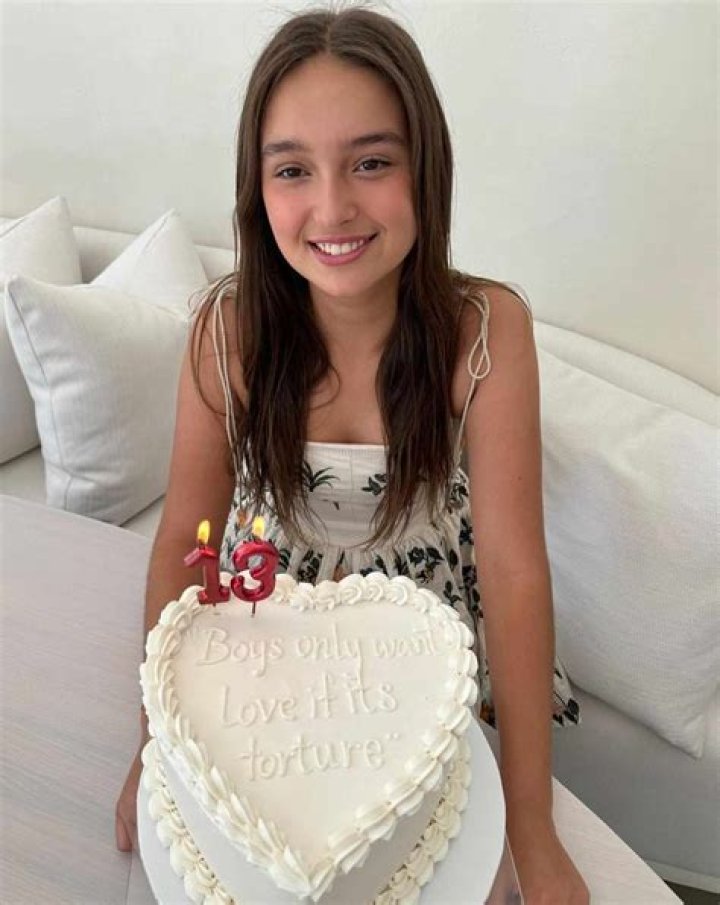 Arabella Rose Kushner Bio, Age, Birthday, Cousins, Education, Net Worth