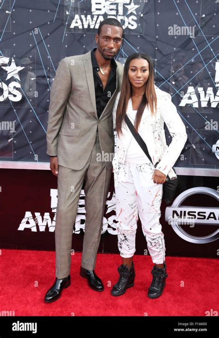 Are Kirbie Wallace and Leon Robinson are Husband Wife? Thier Net Worth, Children Facts