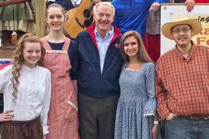 Asa Hutchinson Children: Meet Asa Hutchinson III, Sarah Hutchinson, Seth Hutchinson, And John Hutchinson