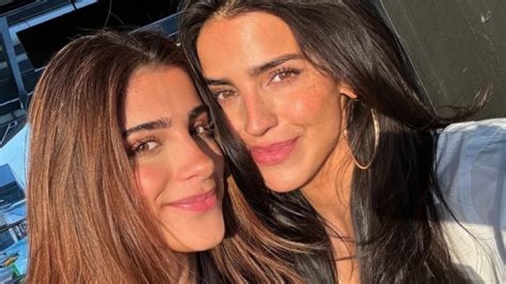 Bárbara de Regil (Actriz de Telenovelas) - Edad, cumpleaños, biografía, hechos, familia, patrimonio neto, altura y más