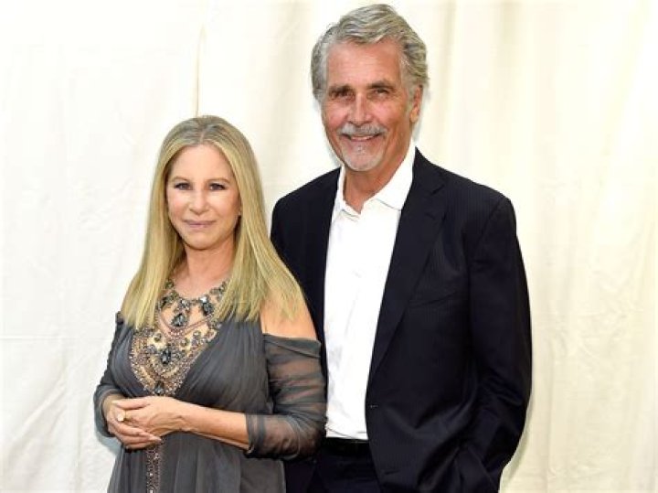 Barbra Streisand Biography, Age, Height, Husband, Net Worth, Family