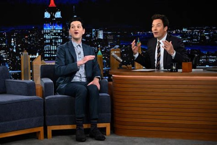 Ben Schwartz (TV Actor) - Age, Birthday, Bio, Facts, Family, Net Worth, Height & More