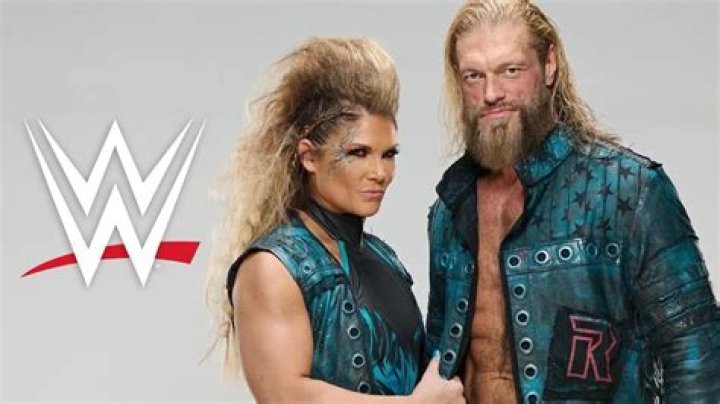 Beth Phoenix – Height, Husband & Wrestling Career