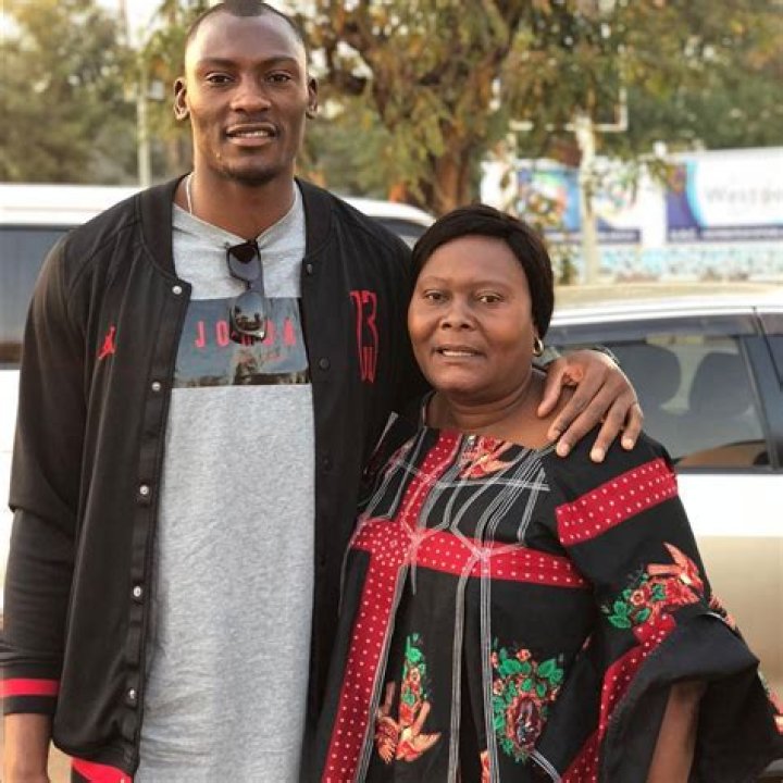 Bismack Biyombo Sumba Age, Wiki, Biography, Wife, Children, Salary, Net Worth, Parents