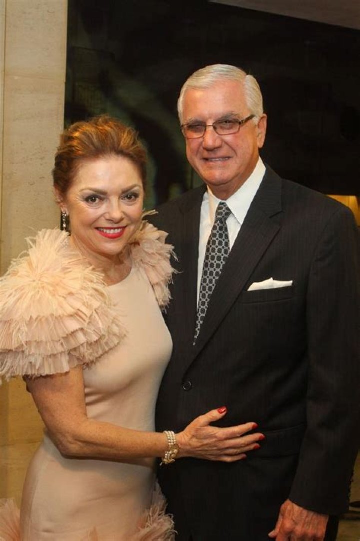 Bob Aspromonte Biography, Age, Height, Husband, Net Worth, Family