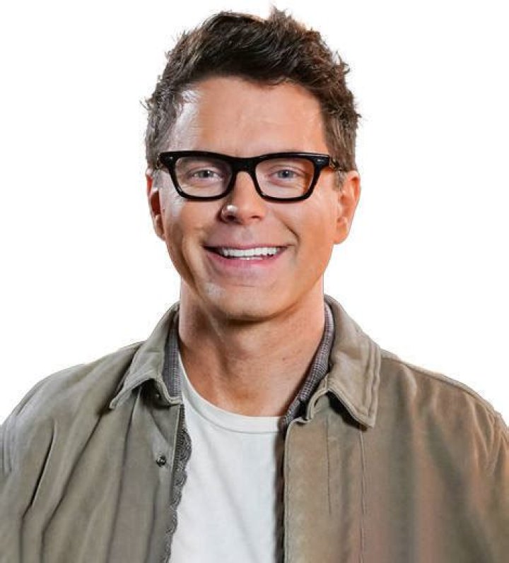 Bobby Bones Biography, Age, Height, Wife, Net Worth, Family