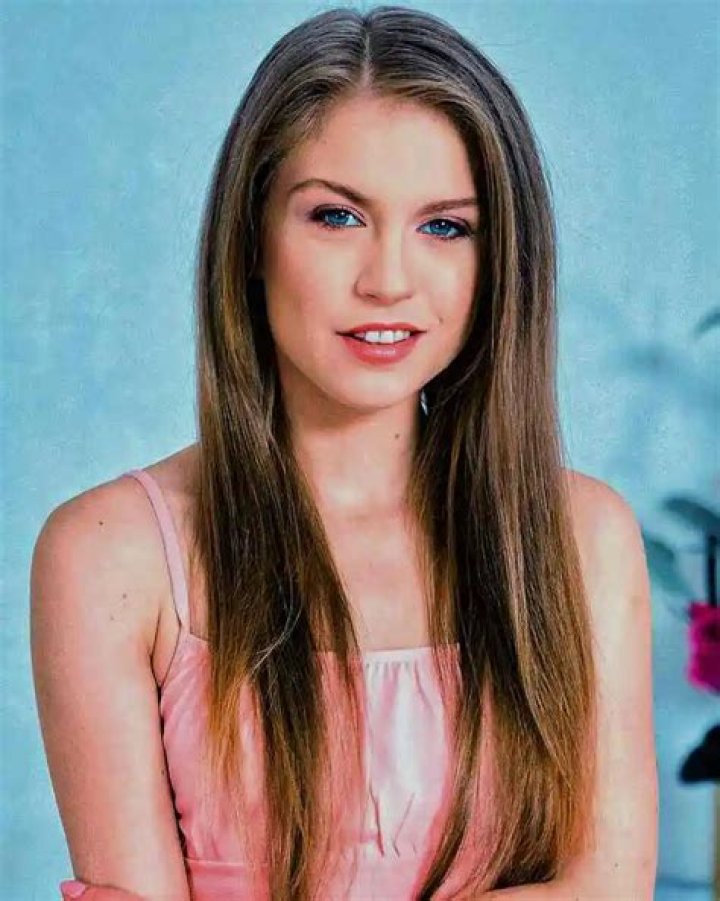 Bonnie Consolo Biography, Age, Height, Husband, Net Worth, Family