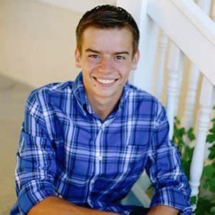 Branson Tannerites (YouTube Star) - Age, Birthday, Bio, Facts, Family, Net Worth, Height & More