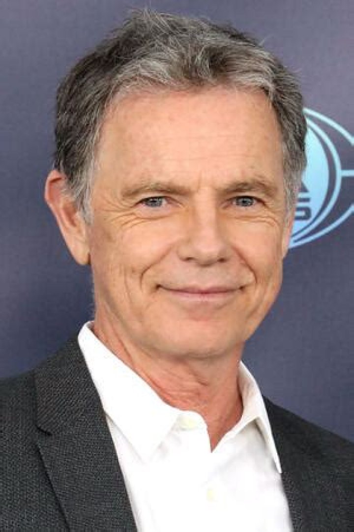 Bruce Greenwood Biography, Age, Height, Wife, Net Worth, Family