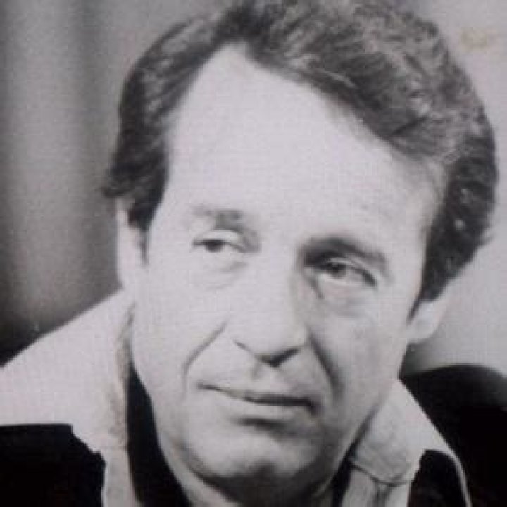 Chespirito (Screenwriter) - Age, Birthday, Bio, Facts, Family, Net Worth, Height & More