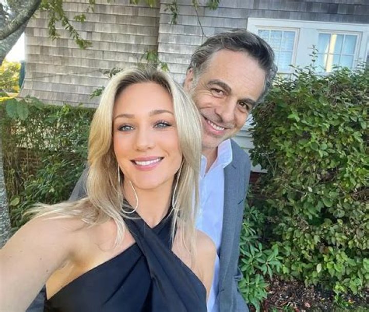 Chris McKenna Biography, Age, Height, Wife, Net Worth, Family