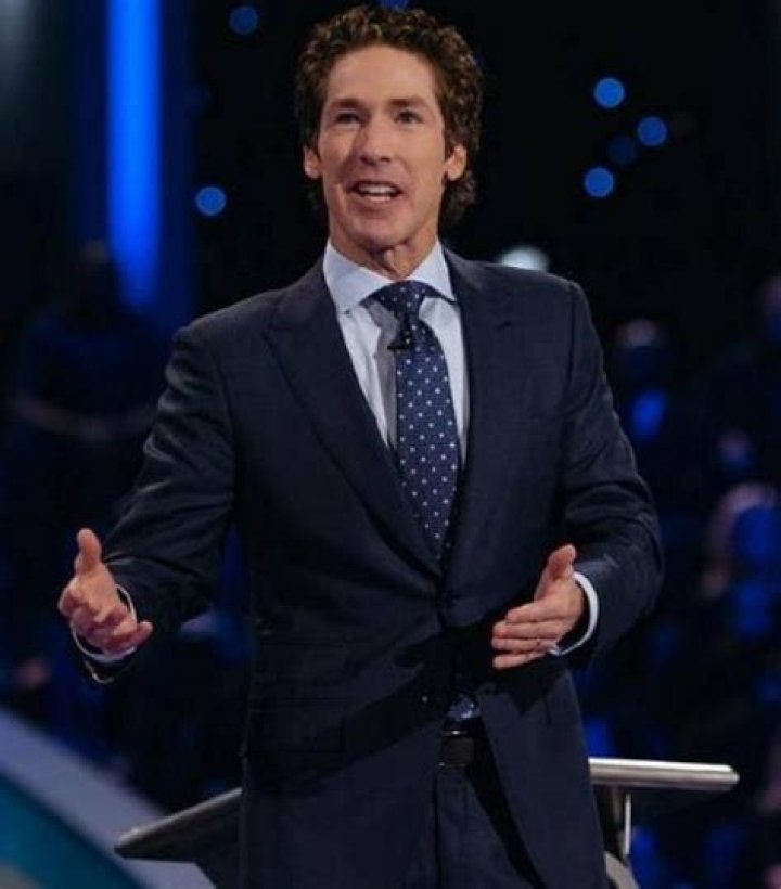 Christian Zucconi Biography, Age, Height, Wife, Net Worth, Family