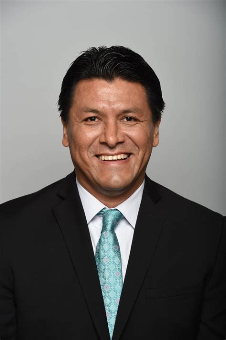 Claudio Suárez Bio, Wiki, Age, Height, Wife, Claudio Suárez Jr, Footballer and Net Worth