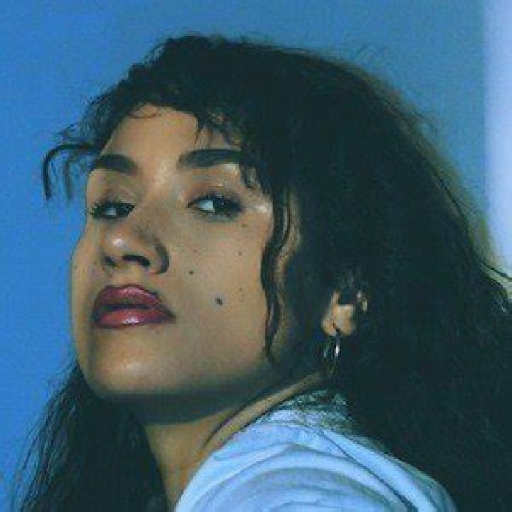 Cleo Sol (Soul Singer) - Age, Birthday, Bio, Facts, Family, Net Worth, Height & More