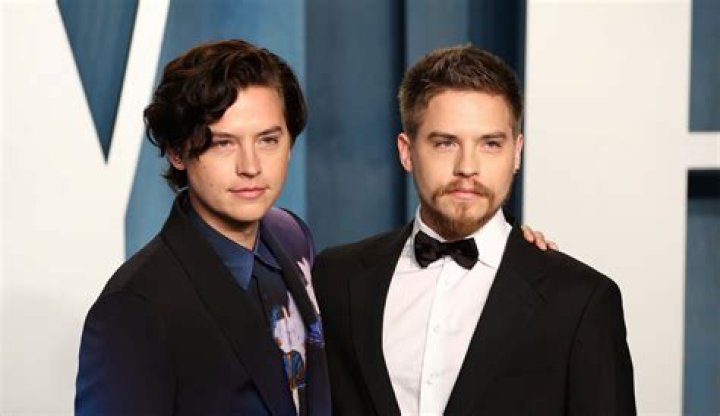 Cole Sprouse (Actor) Wiki, Bio, Age Height, Weight, Girlfriend, Net Worth, Career, Family, Facts