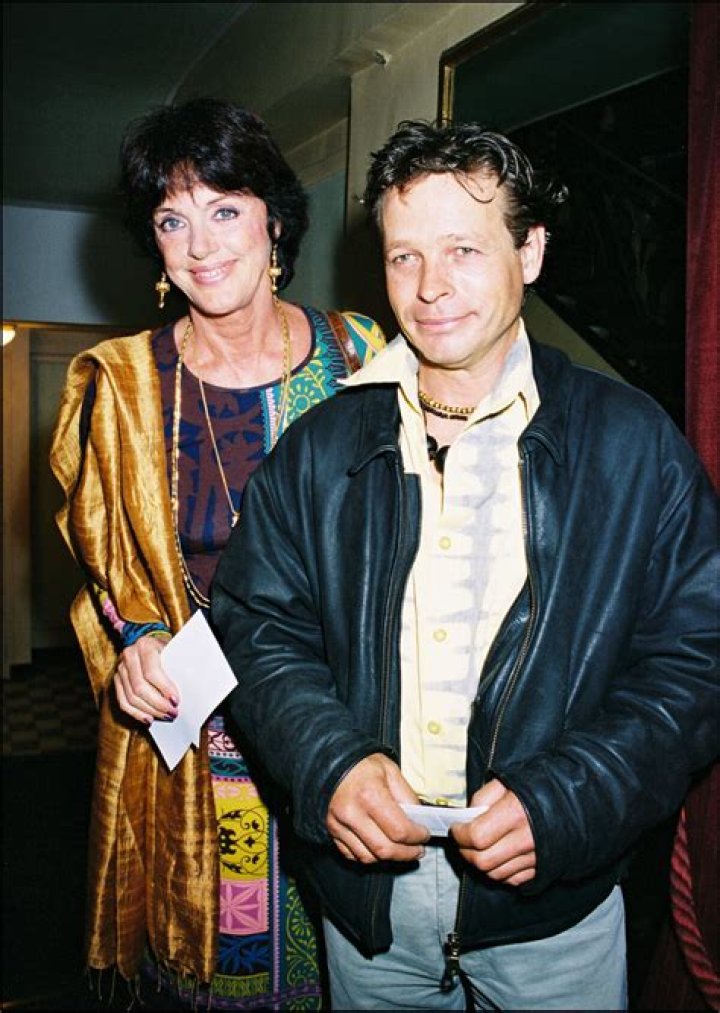 Cris Campion Biography, Age, Height, Wife, Net Worth, Family