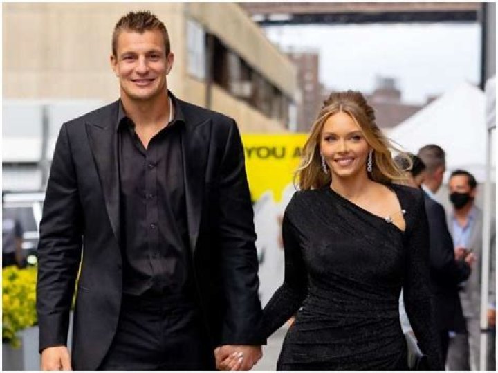 Dan Gronkowski Biography, Age, Height, Wife, Net Worth, Family