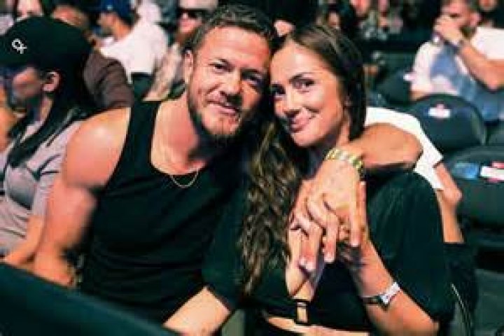 Dan Reynolds Family, Siblings, Instagram, Tattoo, Religion, Dating