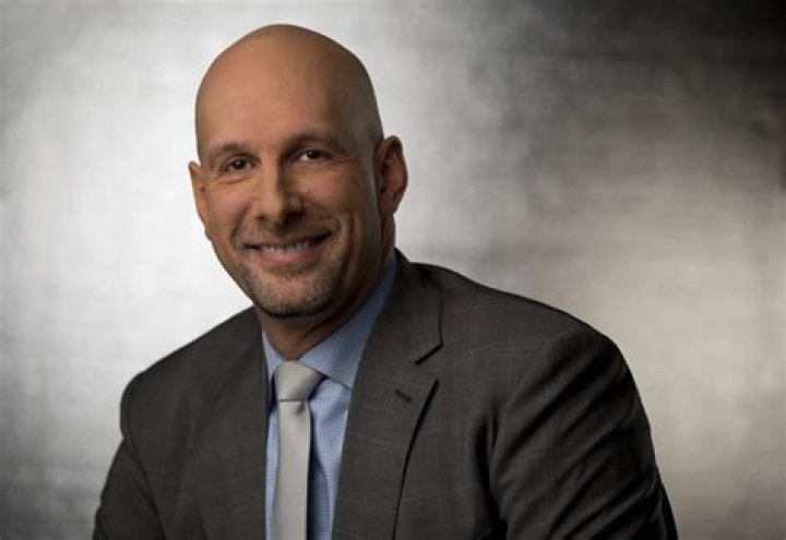 Dan Shulman (Sportscaster) - Age, Birthday, Bio, Facts, Family, Net Worth, Height & More