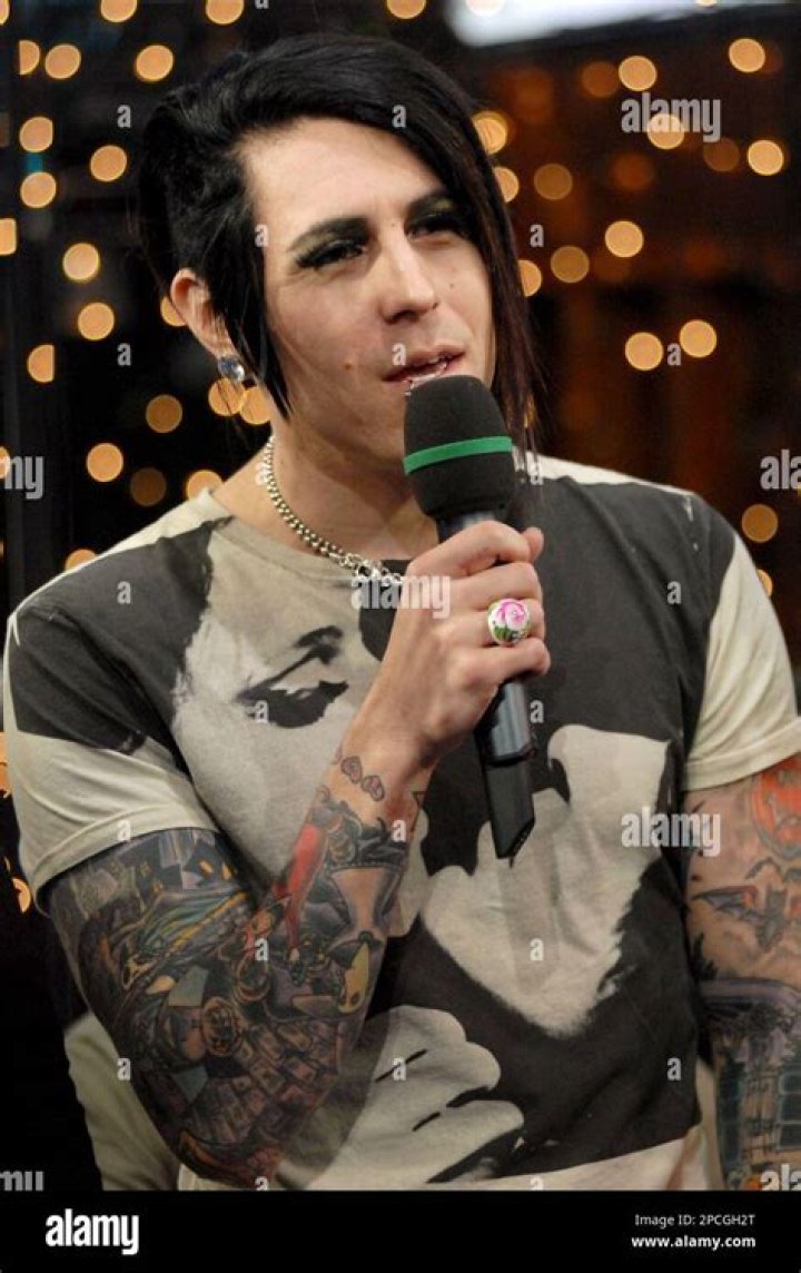 Davey Havok’s Net Worth, Age, Height, Weight, Girlfriend, Dating, Bio-Wiki