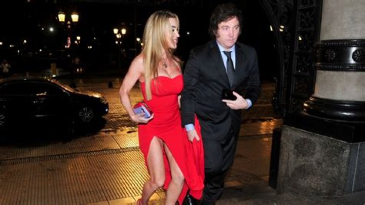 Dean Florez Biography, Age, Height, Wife, Net Worth, Family