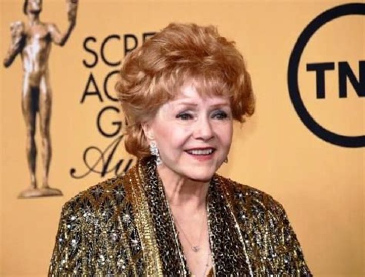 Debbie Reynolds Biography, Age, Height, Husband, Net Worth, Family