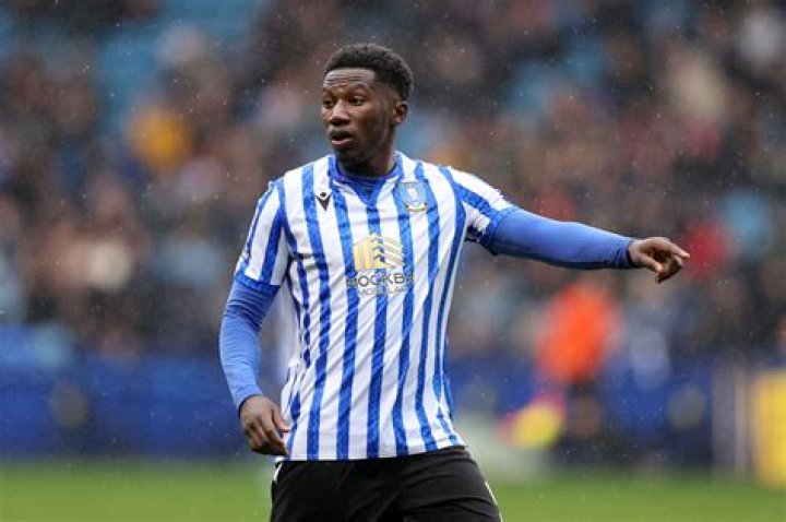 Di'Shon Bernard Biography, Age, Height, Wife, Net Worth, Family