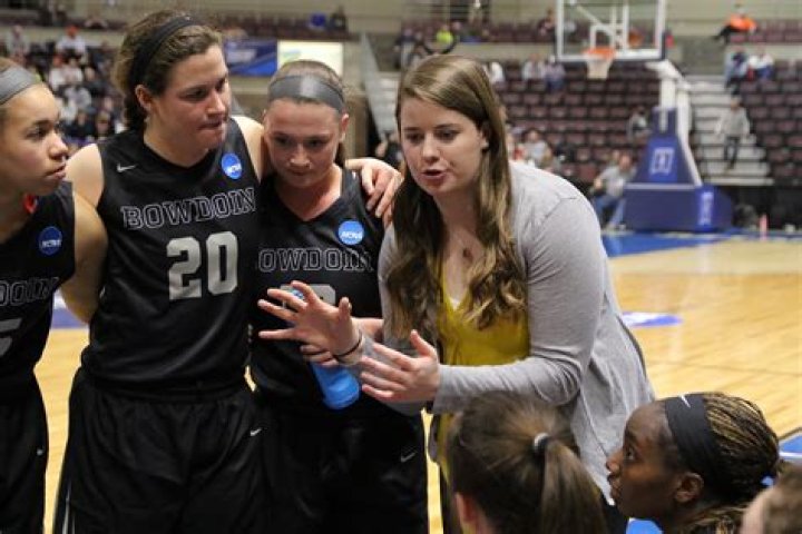 Digger Phelps (Basketball Coach) - Age, Birthday, Bio, Facts, Family, Net Worth, Height & More