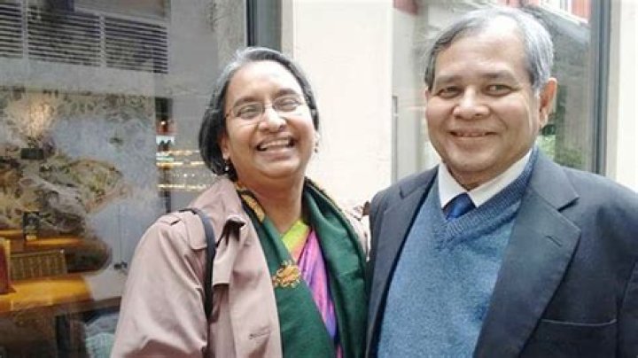 Dipu Moni Biography, Age, Height, Husband, Net Worth, Family