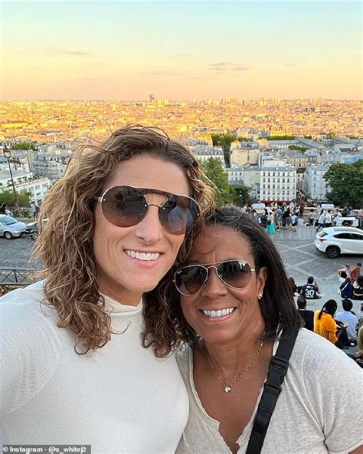 Does Lisa Salters Have A Wife? More On The Journalist’s Sexuality And Love Life