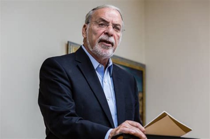 Dov Hikind Biography, Age, Height, Wife, Net Worth, Family