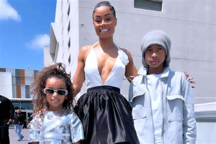 Dream Kardashian Bio, Age, Mother, Father, Birthday, Cousins, Family, Brother, Instagram