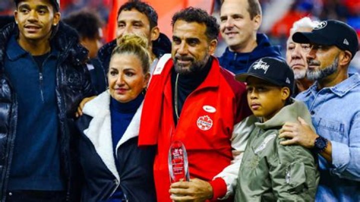 Dwayne De Rosario (Soccer Player) - Age, Birthday, Bio, Facts, Family, Net Worth, Height & More