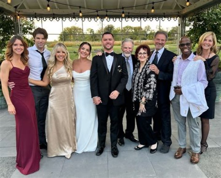 Eddie Alderson Biography, Age, Height, Wife, Net Worth, Family