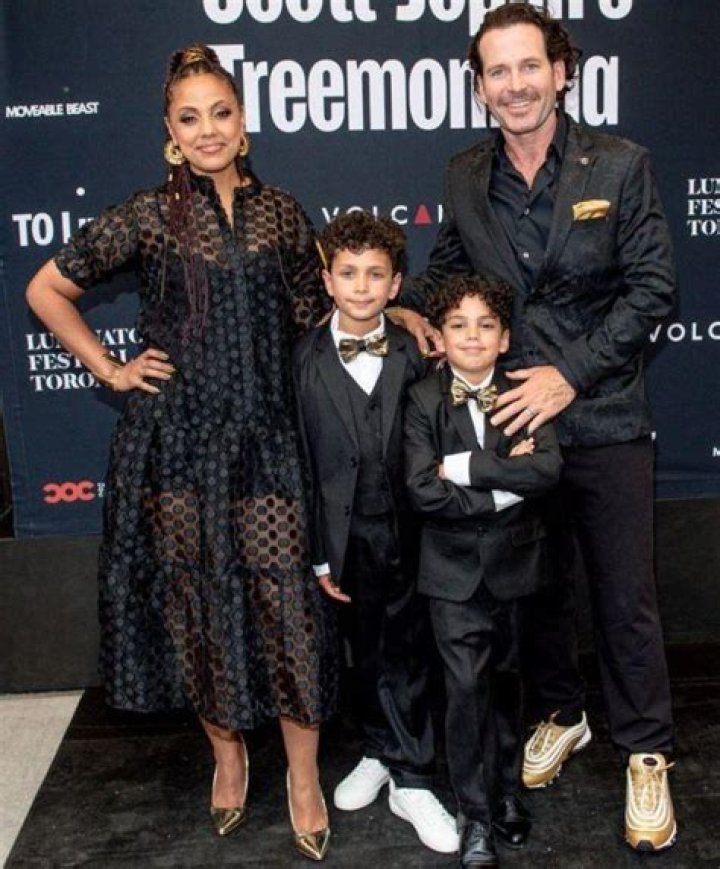 Eion Bailey Biography, Age, Height, Wife, Net Worth, Family