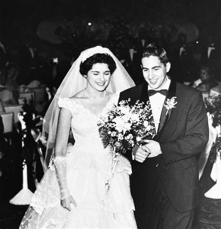 Elaine Miles Biography, Age, Height, Husband, Net Worth, Family