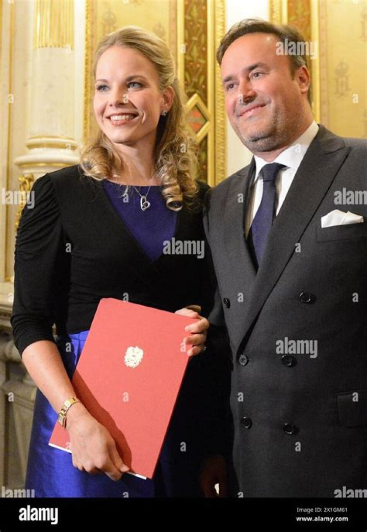 Elina Garanca Biography, Age, Height, Husband, Net Worth, Family