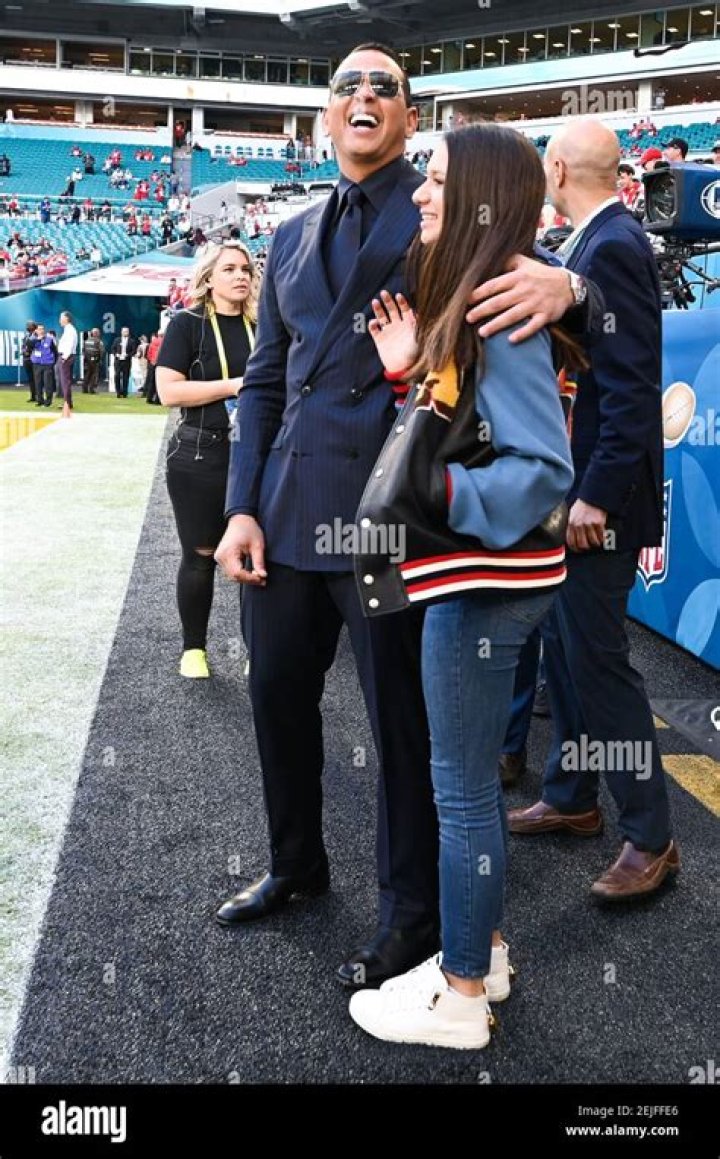 Ella Alexander Rodriguez Height, Weight, Net Worth, Age, Birthday, Wikipedia, Who, Nationality, Biography