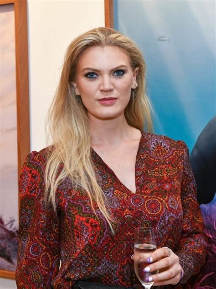 Ella Craig Bio, Wiki, Age, Height, Boyfriend, Family, Model, Actress, Movies, and Net Worth