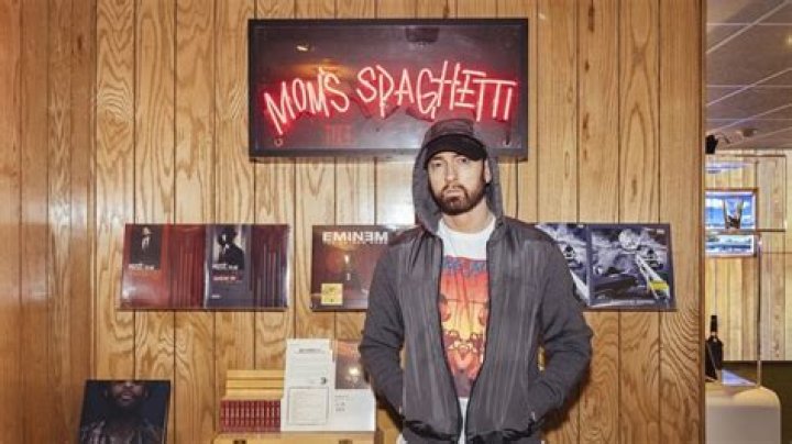 Eminem’s Weight Gain: Everything You Need to Know!