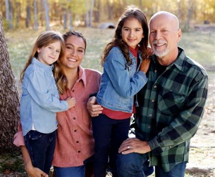 Emma Willis Biography, Age, Height, Husband, Net Worth, Family