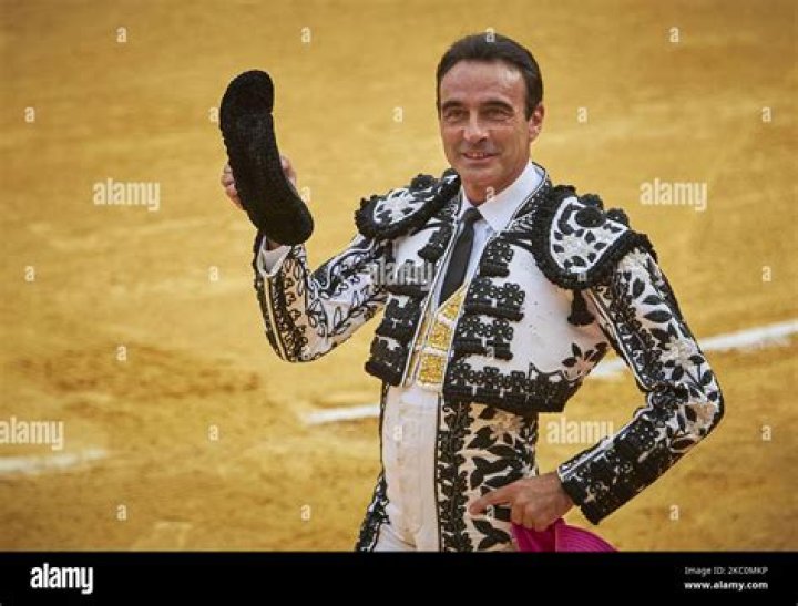 Enrique Ponce (Bullfighter) - Age, Birthday, Bio, Facts, Family, Net Worth, Height & More